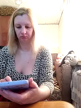 BustyBlond online show from 5, 3, 2026