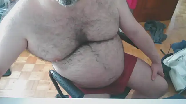 Snapshot of mikeyhotbear chatting on 17, 2, 2025 mikeyhotbear online show from 17, 2, 2025