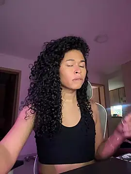 Snapshot of GabriSaenz chatting on 31, 1, 2025 GabriSaenz online show from 31, 1, 2025