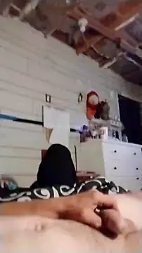 420pussylickr online show from 19, 9, 2025