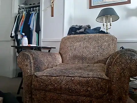 Snapshot of curiouscock38 chatting on 1, 11, 2025 curiouscock38 online show from 1, 11, 2025