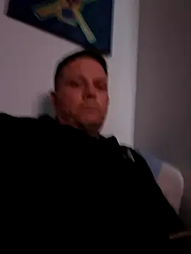 Snapshot of curiouscock38 chatting on 11, 11, 2025 curiouscock38 online show from 11, 11, 2025