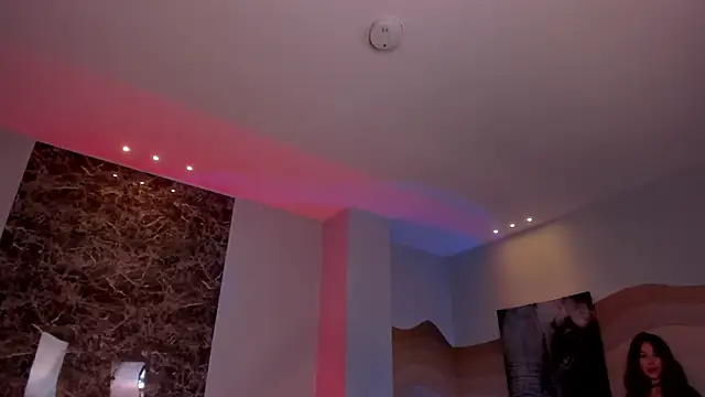 ErikaBenz  online show from 23, 9, 2025