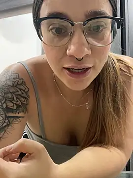 Snapshot of SophieFoxx17 chatting on 22, 3, 2025 SophieFoxx17 online show from 22, 3, 2025
