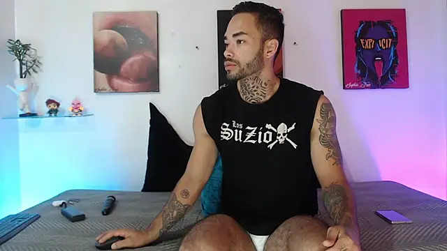 SophieFoxx17 online show from 14, 1, 2026