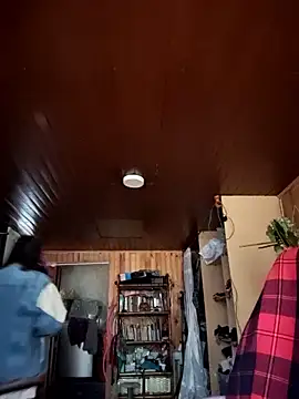  Laary online show from 12, 9, 2025