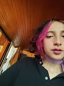  Laary online show from 18, 11, 2025