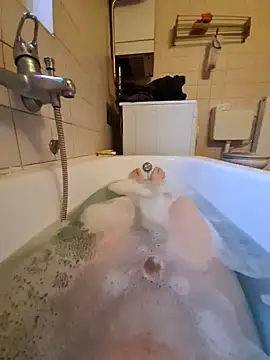 toeloverlive online show from 16, 12, 2024