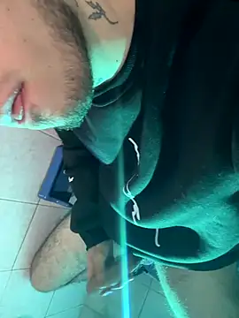 Snapshot of juandaa4558 chatting on 8, 10, 2025 juandaa4558 online show from 8, 10, 2025