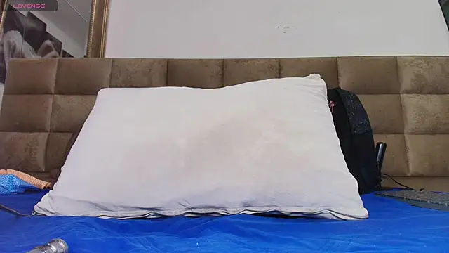 Snapshot of britanyy_ chatting on 15, 1, 2025 britanyy online show from 15, 1, 2025