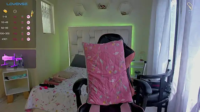 shanakendall online show from 6, 3, 2025