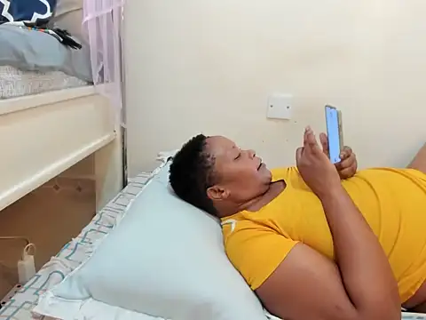 Snapshot of bigbooty29 chatting on 21, 3, 2025 bigbooty29 online show from 21, 3, 2025