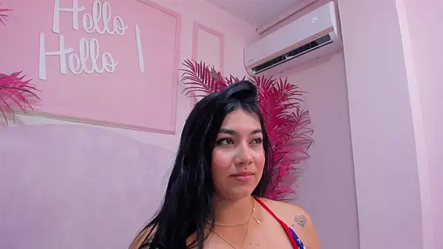 Snapshot of Natasharuso chatting on 19, 2, 2025 Natasharuso online show from 19, 2, 2025