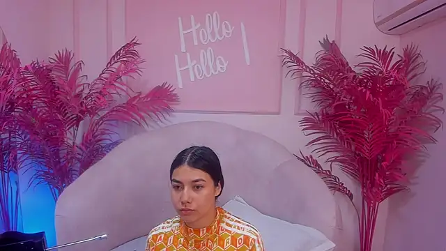 Snapshot of Natasharuso chatting on 22, 2, 2025 Natasharuso online show from 22, 2, 2025