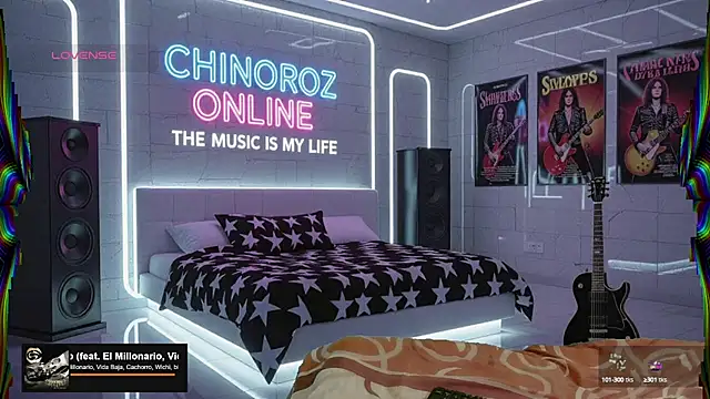 Snapshot of chino_roz chatting on 12, 9, 2025 chino roz online show from 12, 9, 2025