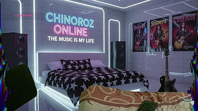 Snapshot of chino_roz chatting on 18, 9, 2025 chino roz online show from 18, 9, 2025