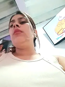 Snapshot of Latina_sexy1 chatting on 8, 10, 2025 Latina sexy1 online show from 8, 10, 2025