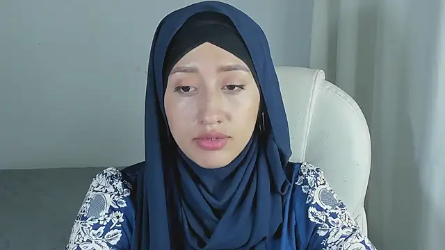 adila anich online show from 6, 3, 2025