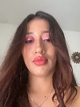 adila anich online show from 14, 3, 2025