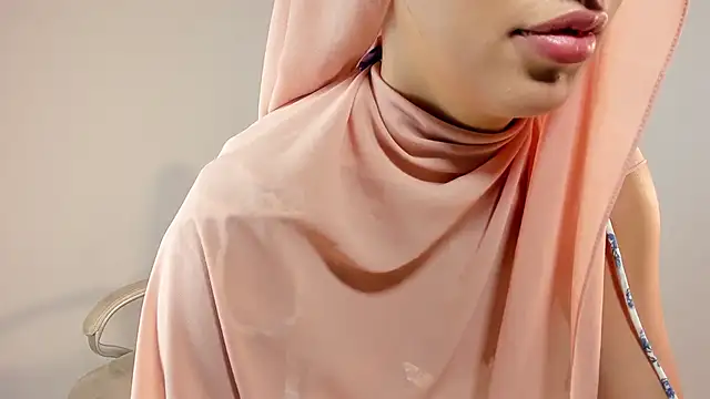 adila anich online show from 24, 10, 2025