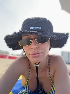 Snapshot of Natalieass chatting on 28, 5, 2026 Natalieass online show from 28, 5, 2026