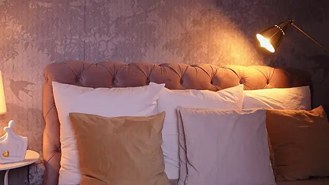 Snapshot of AngelaFay chatting on 17, 3, 2025 AngelaFay online show from 17, 3, 2025