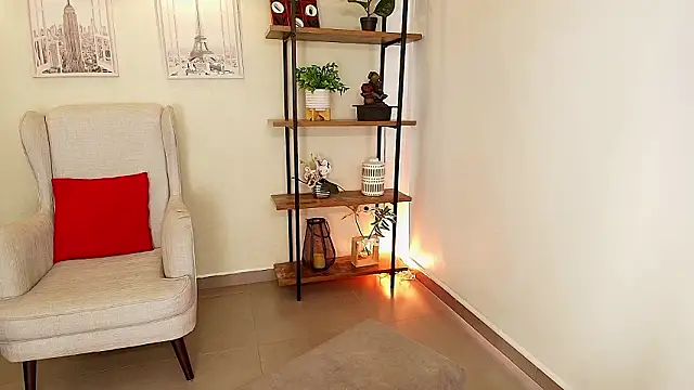 Sassy--Girl online show from 5, 2, 2026