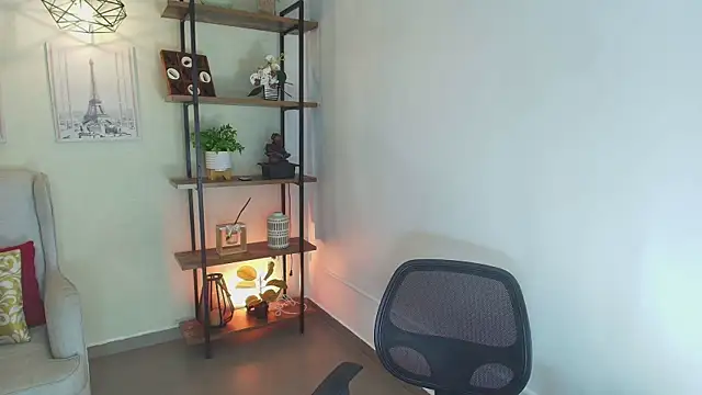 Sassy--Girl online show from 29, 3, 2026