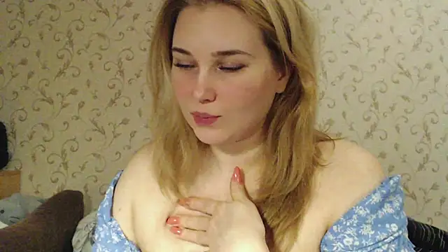 mmmPinUpGirl online show from 9, 3, 2025