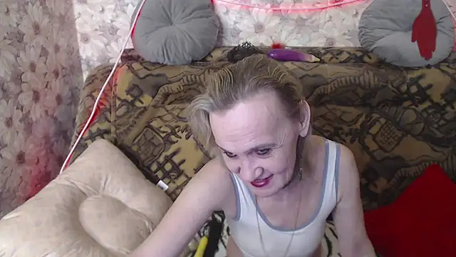 MissBekker online show from 18, 3, 2025