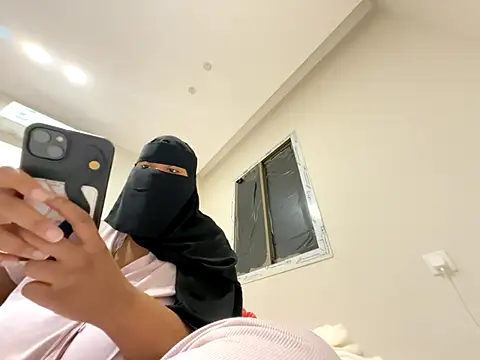 Submissive Arab online show from 20, 12, 2025