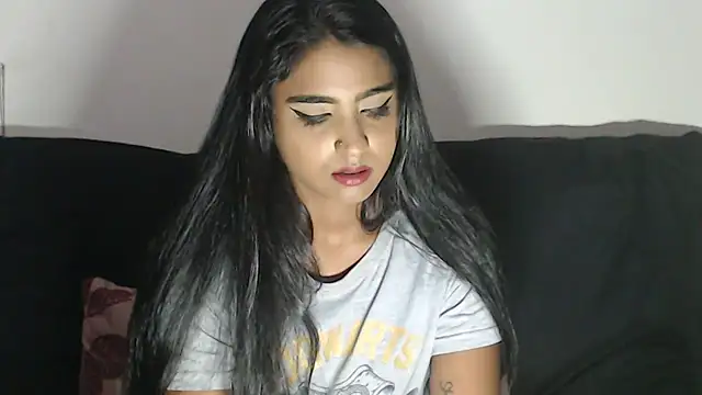 Snapshot of Delilah_Blazee chatting on 1, 2, 2025 Delilah Blazee online show from 1, 2, 2025