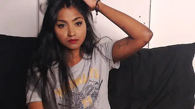 Snapshot of Delilah_Blazee chatting on 18, 2, 2025 Delilah Blazee online show from 18, 2, 2025