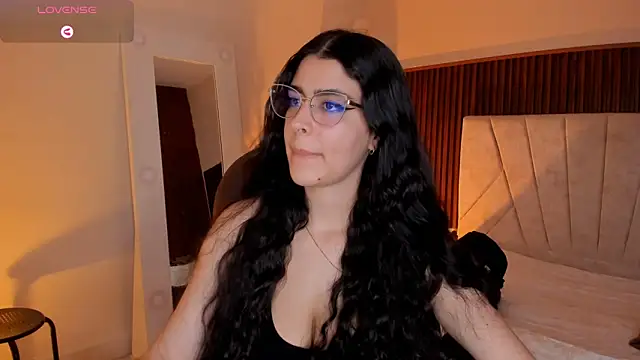  Niah  online show from 5, 2, 2026