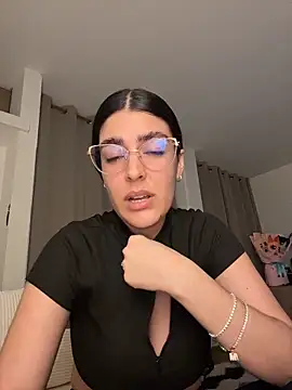  Niah  online show from 20, 4, 2026