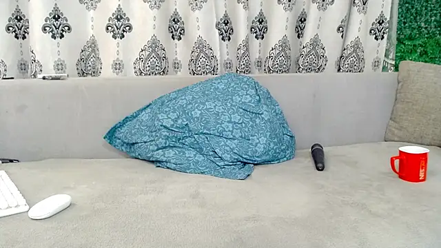 sweetdaiana23 online show from 3, 2, 2026