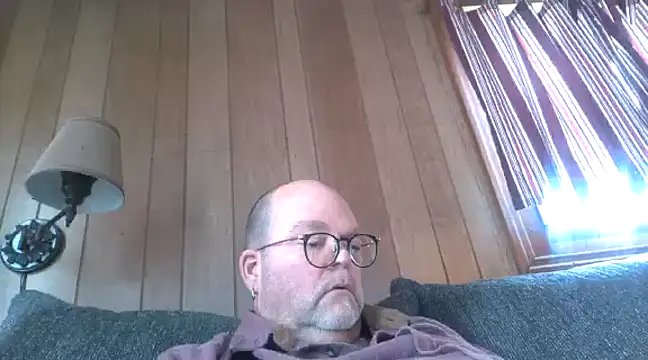 mrwizard4570 online show from 12, 12, 2024