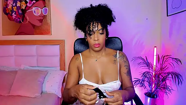 AitanaBrown  online show from 27, 2, 2026