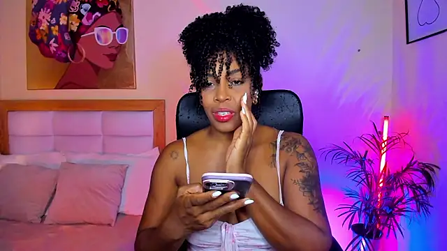 Snapshot of AitanaBrown_ chatting on 22, 3, 2026 AitanaBrown online show from 22, 3, 2026