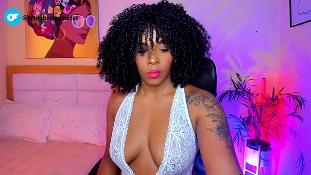 Snapshot of AitanaBrown_ chatting on 25, 5, 2026 AitanaBrown online show from 25, 5, 2026