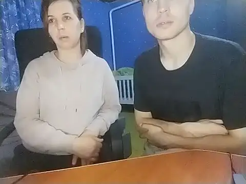 loveis007 online show from 2, 11, 2025