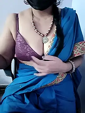 Snapshot of sangeetha4bide chatting on 14, 12, 2025 sangeetha4bide online show from 14, 12, 2025