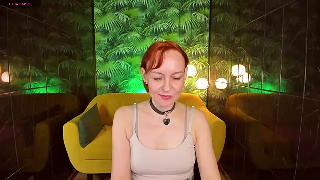 Snapshot of NikaGentle chatting on 18, 12, 2024 NikaGentle online show from 18, 12, 2024