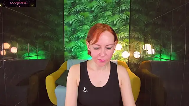 Snapshot of NikaGentle chatting on 21, 12, 2024 NikaGentle online show from 21, 12, 2024