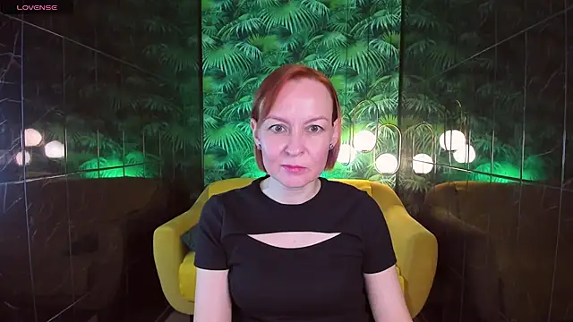 Snapshot of NikaGentle chatting on 25, 12, 2024 NikaGentle online show from 25, 12, 2024