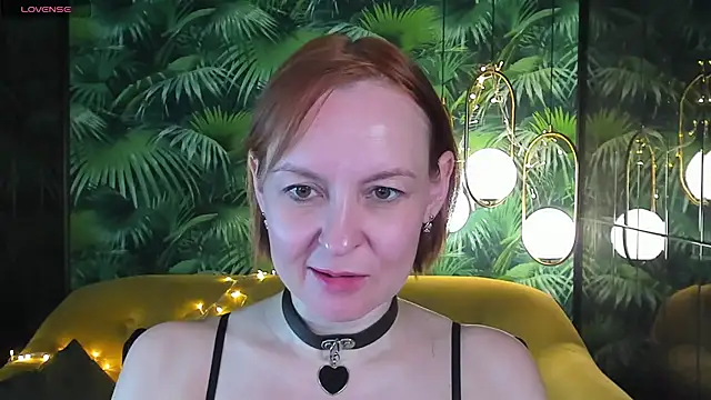 Snapshot of NikaGentle chatting on 3, 1, 2025 NikaGentle online show from 3, 1, 2025