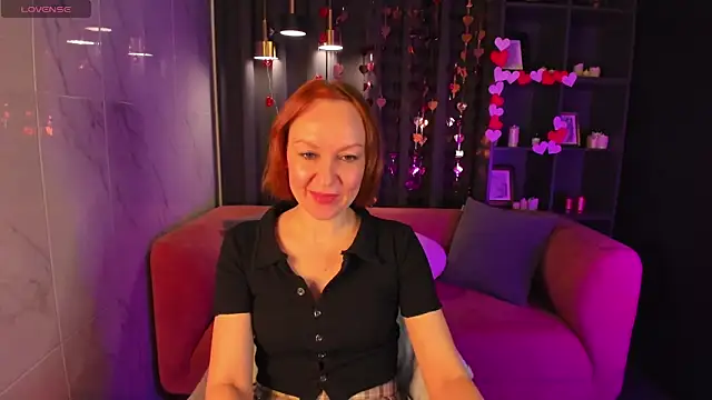 Snapshot of NikaGentle chatting on 14, 2, 2025 NikaGentle online show from 14, 2, 2025