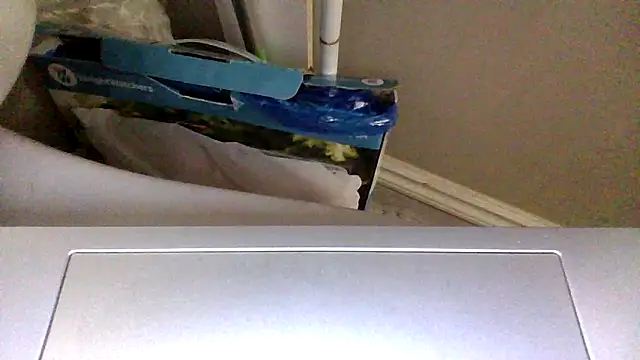 petitedoll29 online show from 5, 11, 2025