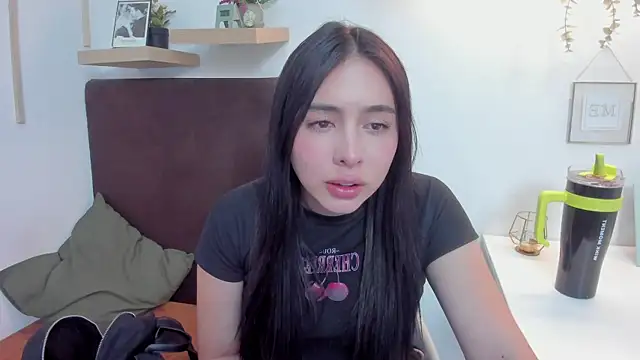 isabella jade online show from 30, 1, 2025