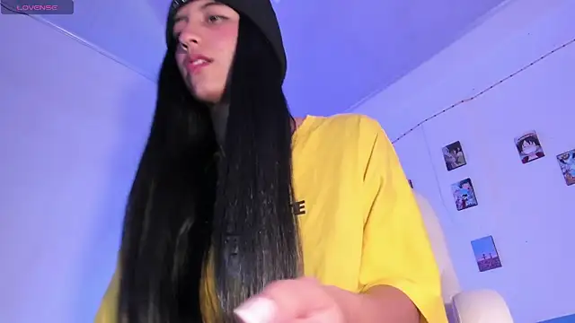 Snapshot of ineedmydaddy_ chatting on 17, 1, 2025 ineedmydaddy online show from 17, 1, 2025